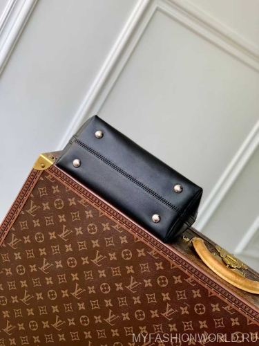 Сумка CarryAll BB Monogram