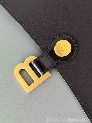 Сумка Balenciaga Crush Medium Chain Bag