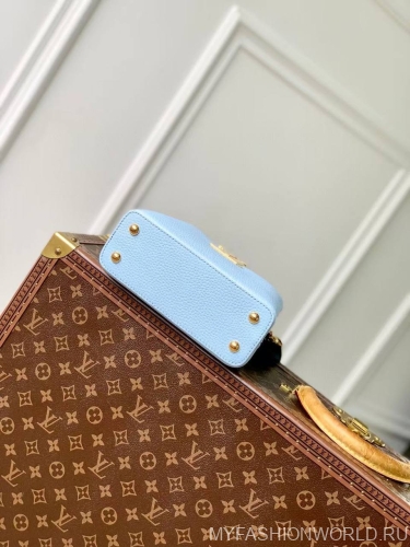 Сумка Louis Vuitton Capucines Cutie mini