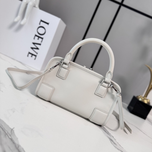 Сумка Loewe Amazona mini белая