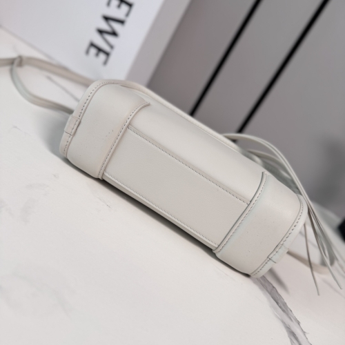 Сумка Loewe Amazona mini белая