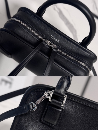 Сумка Loewe Amazona mini черная