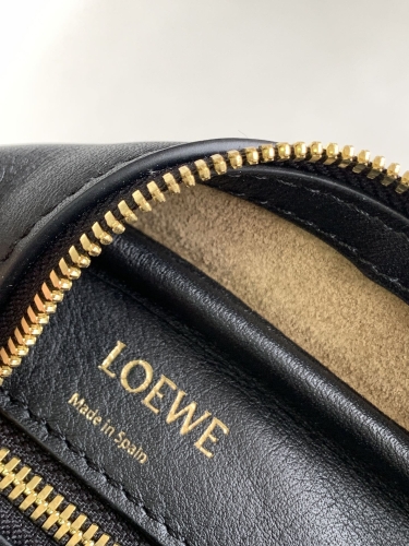 Сумка Loewe Amazona 23 черная