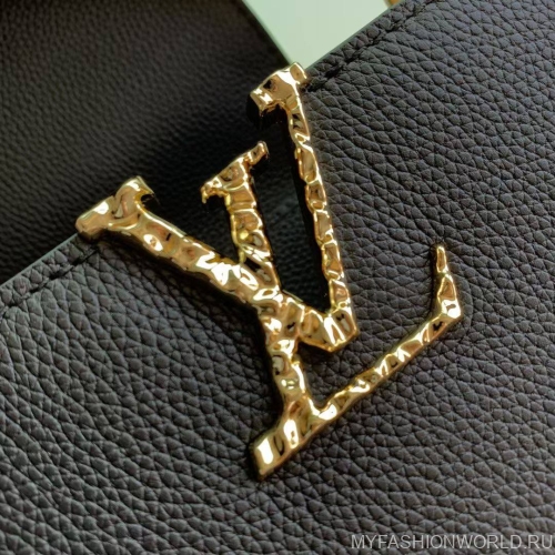Сумка Louis Vuitton Capucines East West mini