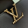 Сумка Louis Vuitton Capucines East West small