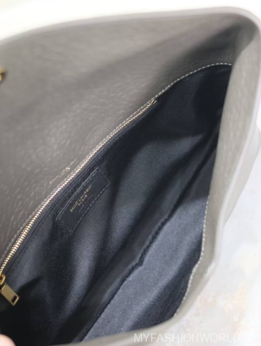 Сумка конверт Cassandre Saint Laurent