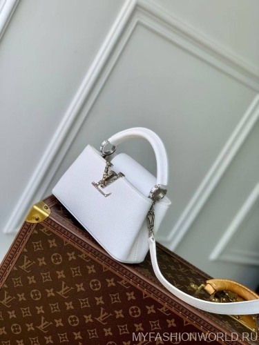 Сумка Louis Vuitton Capucines East West mini