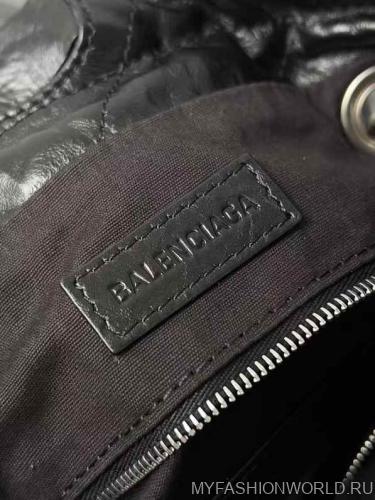 Сумка Balenciaga Crush Medium Tote Bag