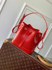 Сумка Louis Vuitton Noé BB