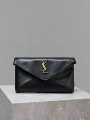 Сумка конверт Cassandre Saint Laurent 