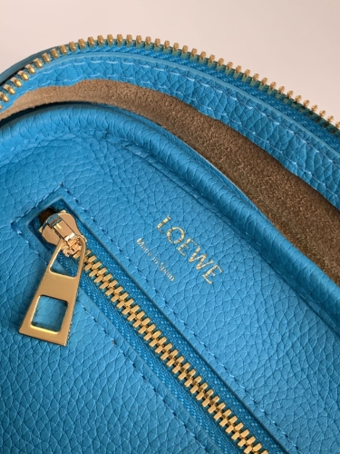 Сумка Loewe Amazona 23 голубая