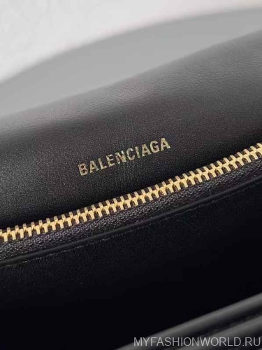 Сумка Balenciaga Crush Small