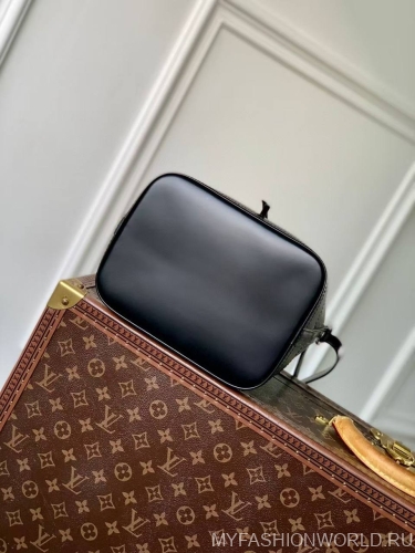 Сумка Louis Vuitton Noé BB