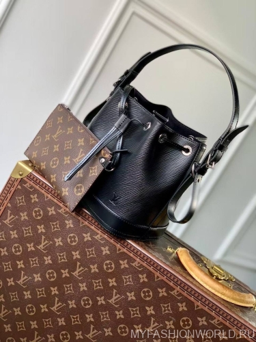 Сумка Louis Vuitton Noé BB