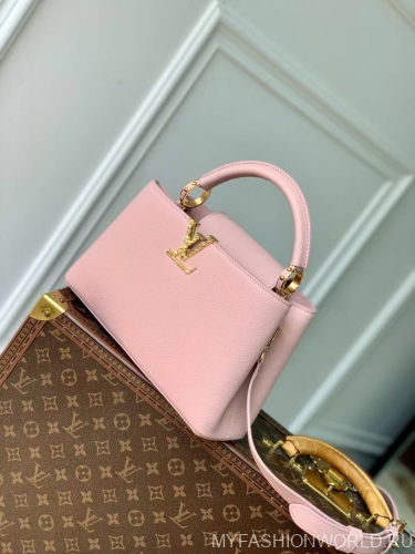 Сумка Louis Vuitton Capucines East West small