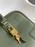 Сумка Loewe Amazona 23 зеленая