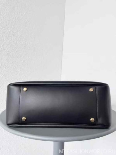 Сумка Balenciaga Bel Air Large Hobo Bag