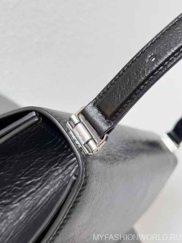 Сумка Balenciaga Crush Medium