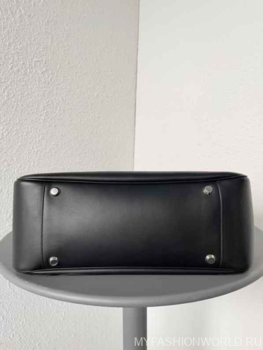 Сумка Balenciaga Bel Air Large Hobo Bag