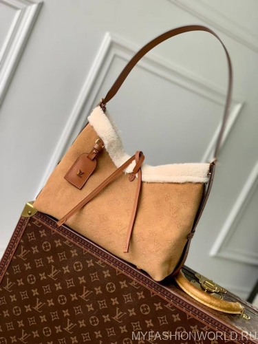 Сумка Louis Vuitton CarryAll PM
