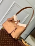 Сумка Louis Vuitton CarryAll PM