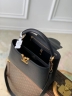 Сумка Louis Vuitton Capucines Nautical medium