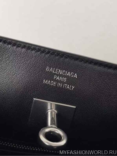 Сумка Balenciaga Bel Air Small Shoulder Bag