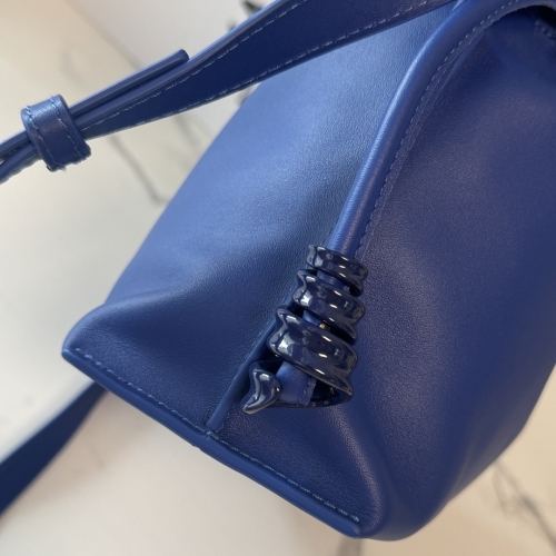 Сумка Loewe Flamenco
