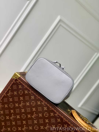 Сумка Louis Vuitton Néonoé BB