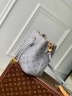 Сумка Louis Vuitton Néonoé BB