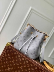 Сумка Louis Vuitton Néonoé BB