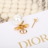 Серьги Dior c жемчужным бантом и CD-подвеской