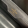 Сумка Louis Vuitton Capucines Jewelily medium