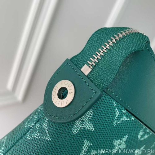 Клатч Pochette Voyage Souple