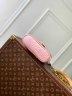 Сумка Louis Vuitton Ostrich Glaze Vanity Pouch