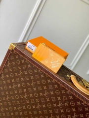 Визитница Louis Vuitton