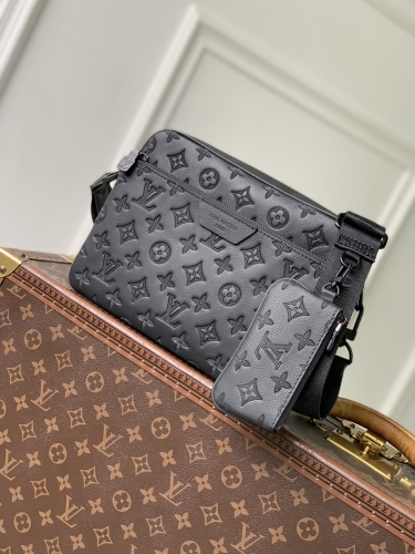 Сумка Louis Vuitton Trio Messenger