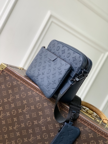 Сумка Louis Vuitton Trio Messenger blue