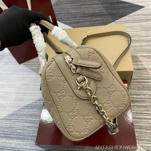 Маленькая сумка с ручкой GG Emblem