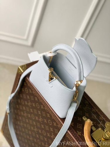 Сумка Louis Vuitton Capucines mini