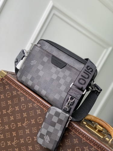 Сумка Louis Vuitton Trio Messenger
