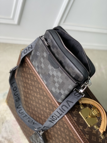 Сумка Louis Vuitton Trio Messenger