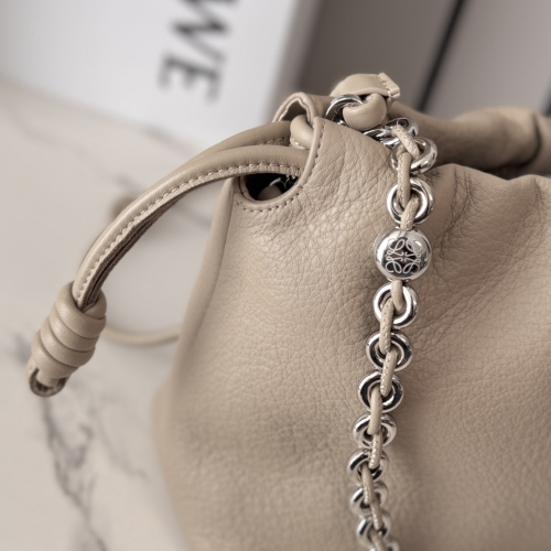 Сумка Loewe Puzzle Flamenco purse