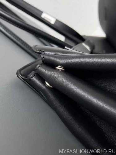 Сумка Balenciaga Bel Air Medium Carry All Bag