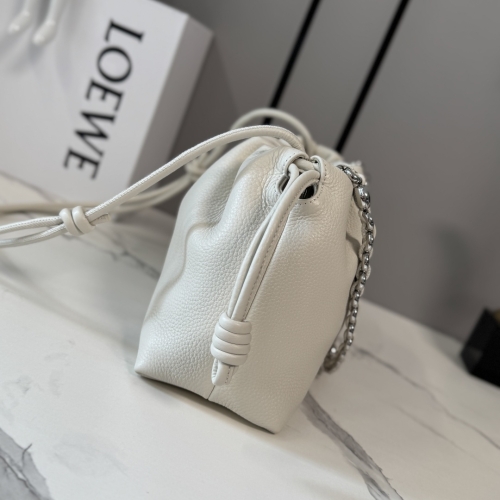 Сумка Loewe Puzzle Flamenco purse white