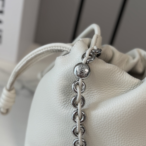 Сумка Loewe Puzzle Flamenco purse white