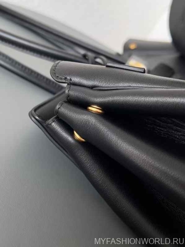 Сумка Balenciaga Bel Air Medium Carry All Bag 