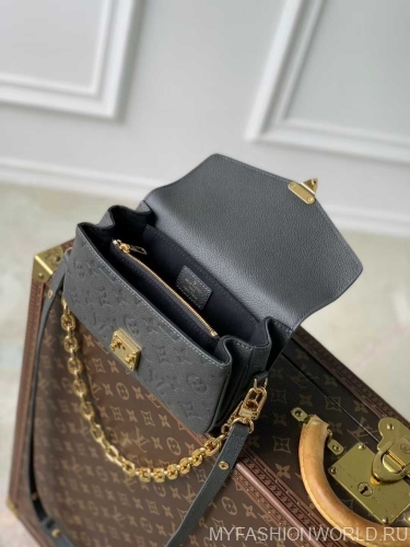 Сумка Louis Vuitton Pochette Métis East West 