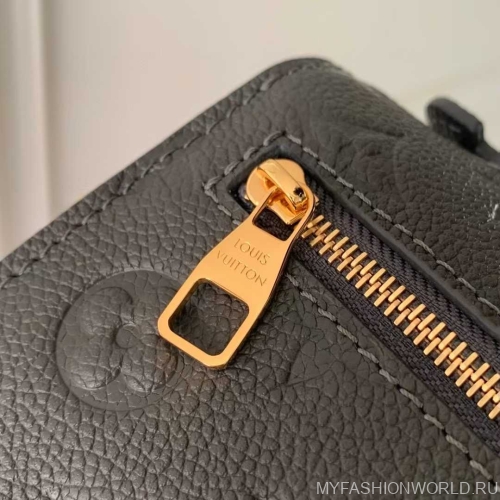 Сумка Louis Vuitton Pochette Métis East West 