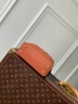 Сумка Louis Vuitton Capucines mini